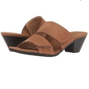 Sesto Meucci Pasha Sandals Slides Viso Soft Nabuk Women's size 6" 1/2